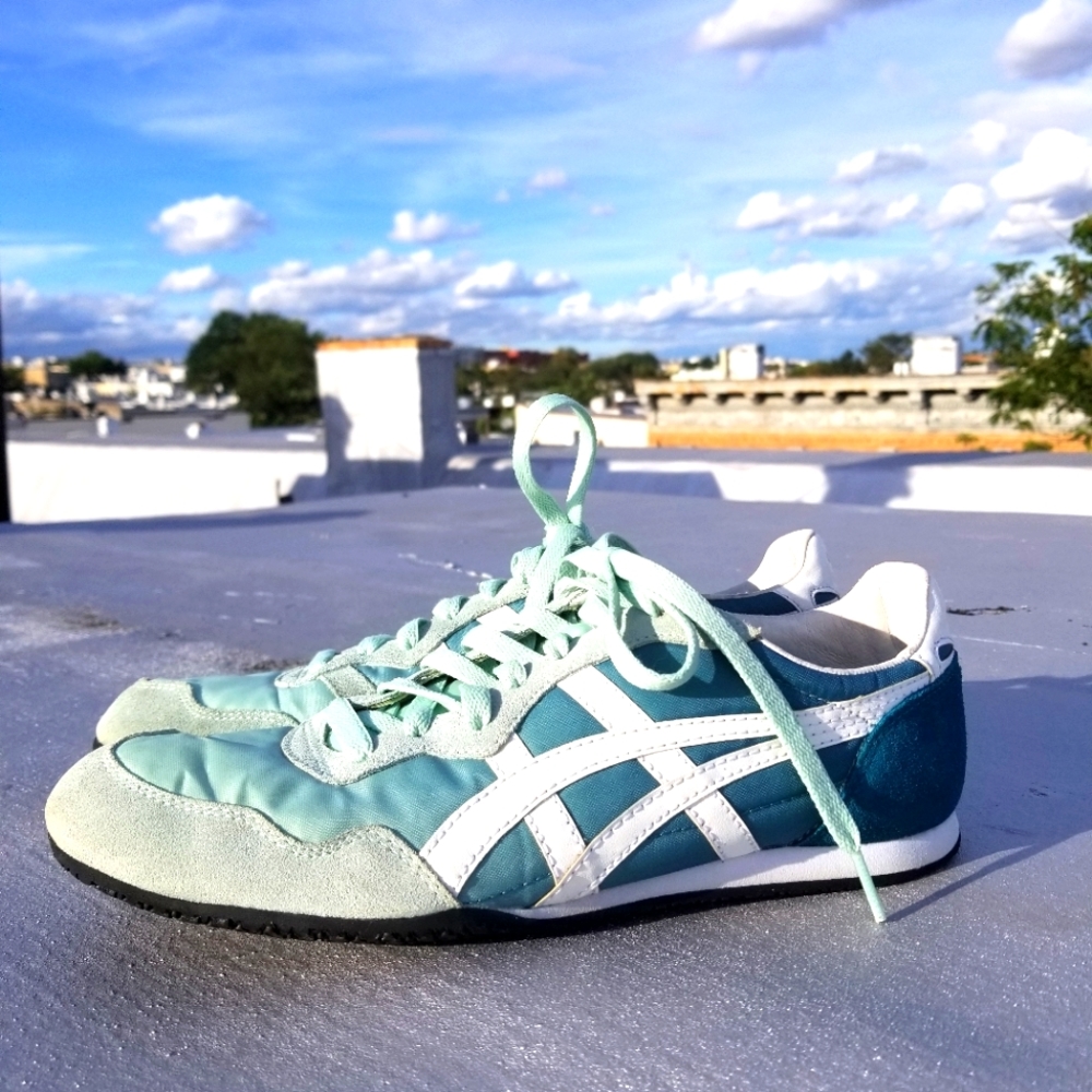 Onitsuka Tiger Asics Teal shoes 10